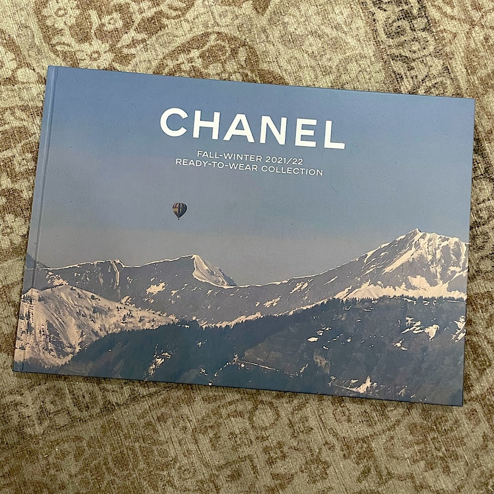 New CHANEL postcard book